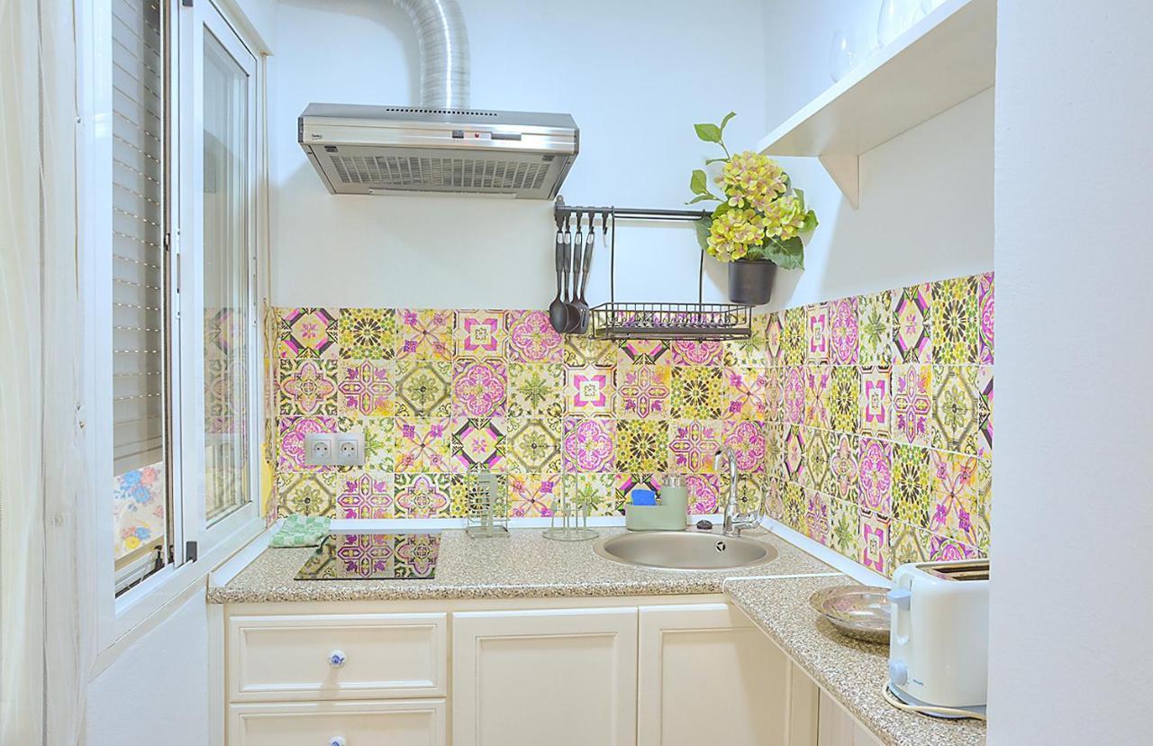 Family Apartment In Triana セビリア エクステリア 写真
