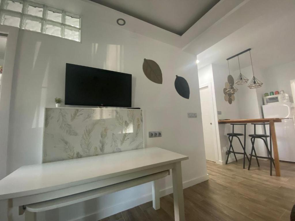 Family Apartment In Triana セビリア エクステリア 写真